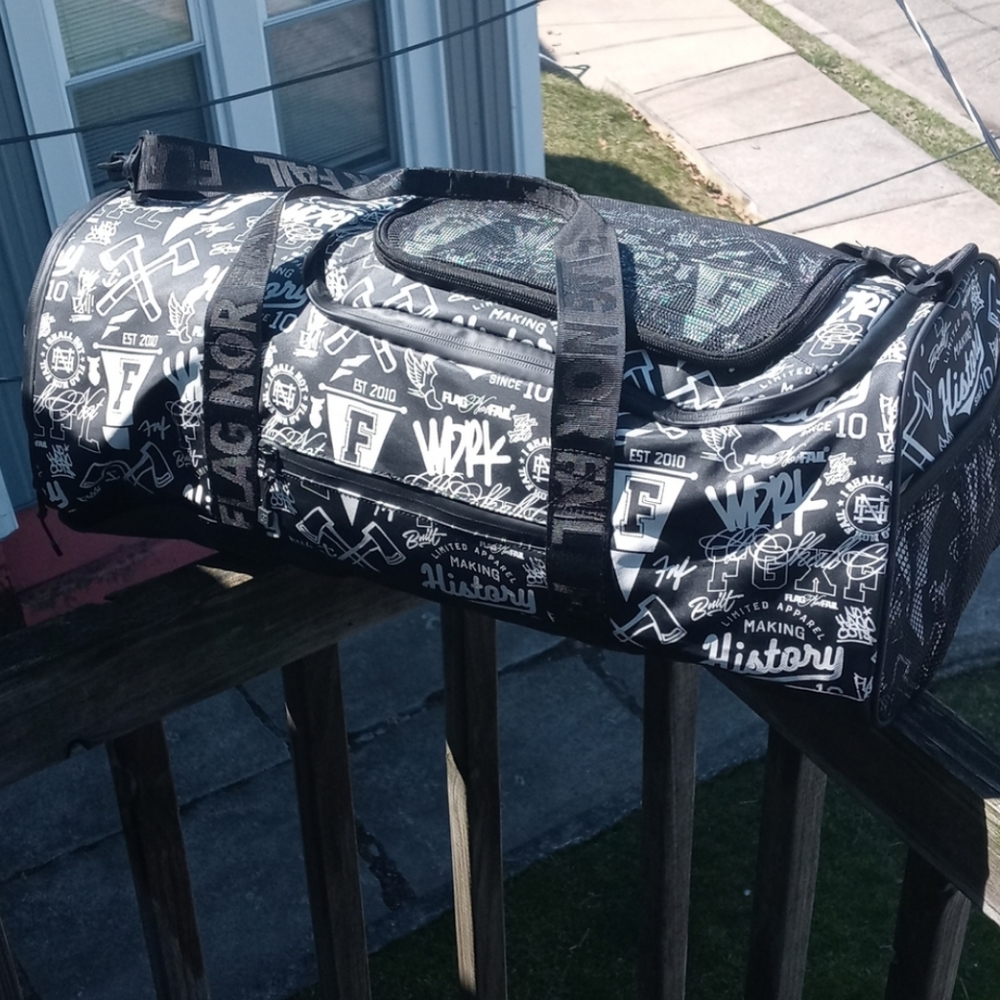Flag Nor Fail Gym H2BRO Duffle